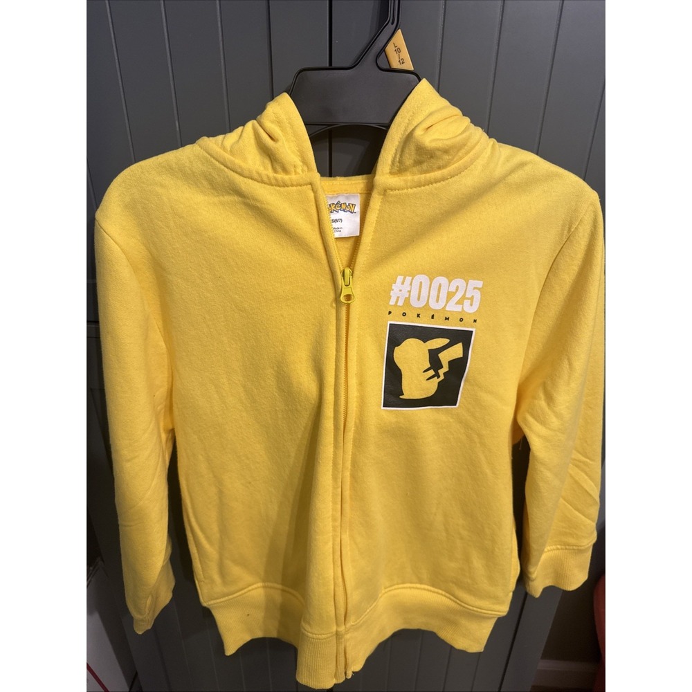 Official Pikachu Hoodie Youth Small 6/7 Full Zip Sweatshirt 2023 Pokemon